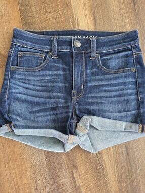American Eagle Dark Wash Denim Rolled Shorts Hi Rise Shortie Size 2 Next Lvl Str